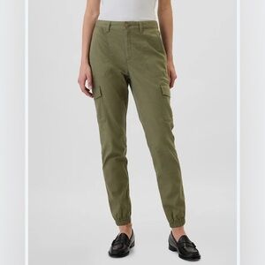 Gap Women’s Girlfriend Green Khaki Cargo Joggers Size 8 100% Cotton NWT $55